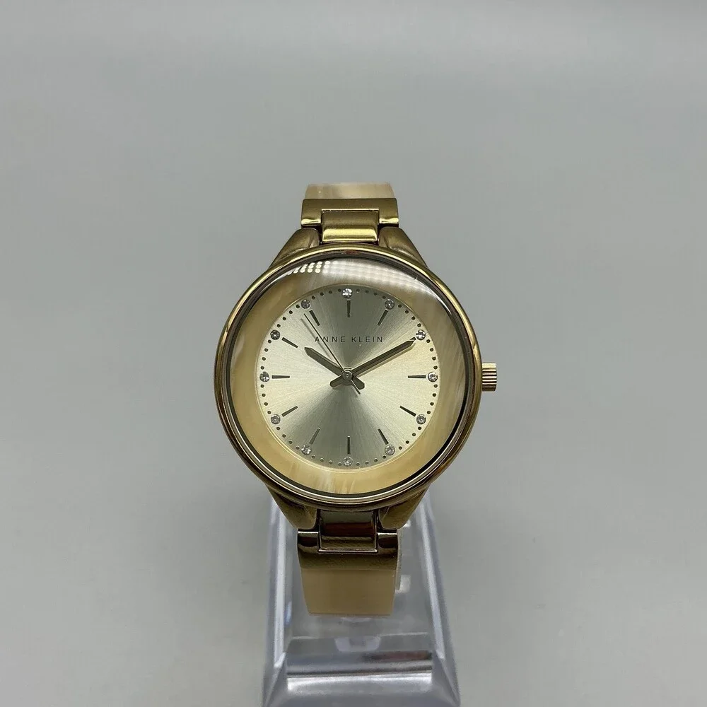 Anne Klein see photos